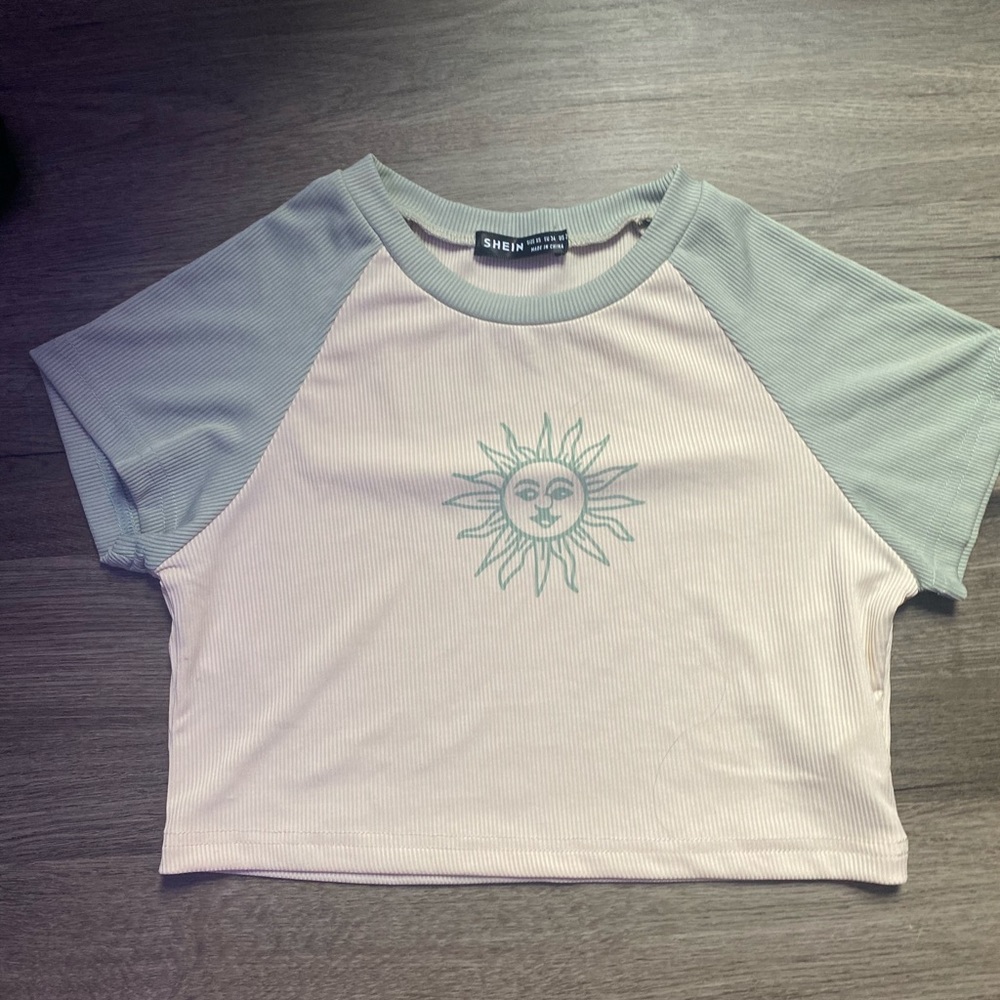 cute cropped Sun shirt
